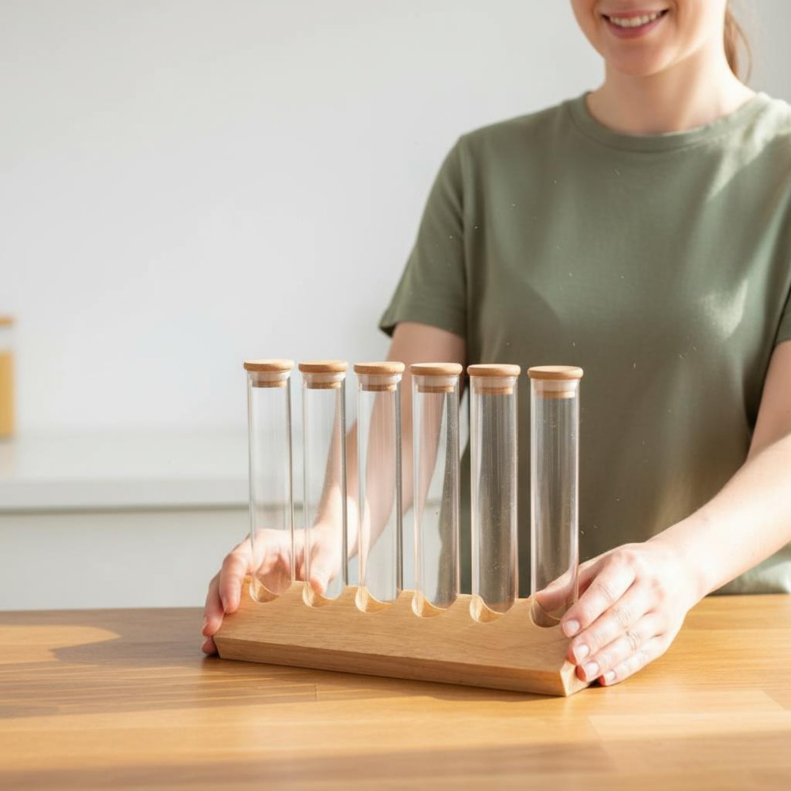 Glasröhrchen-Behälter-Set mit  – Display Stand Wood Bewertung und Preis